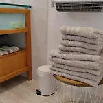 Maisonette بيت للعطل